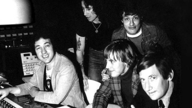 Play! Resounding tribute to Georges Young