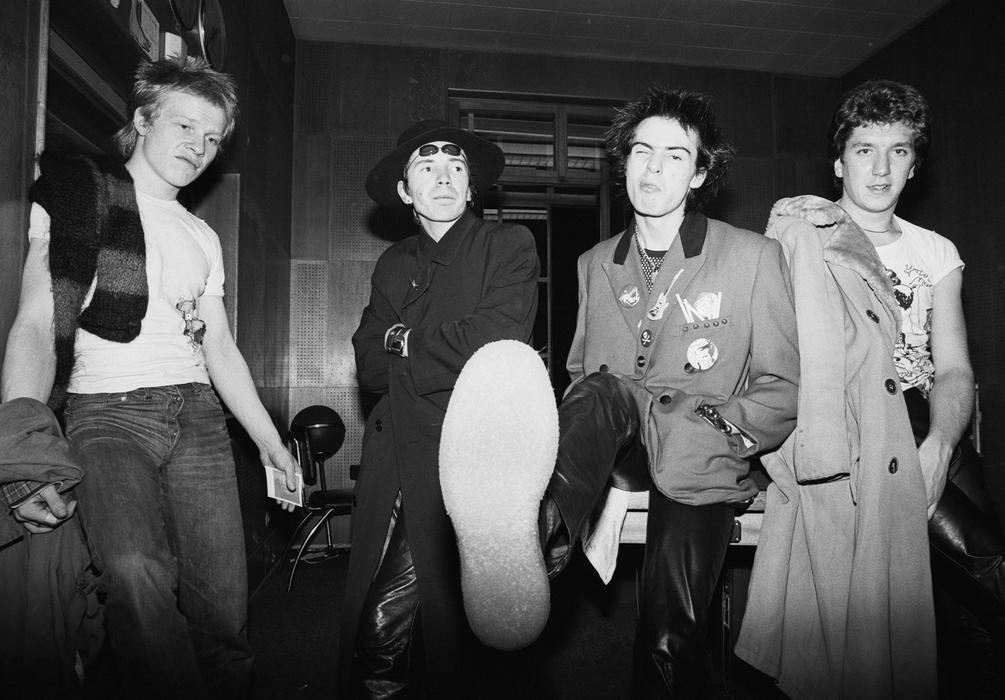 sexpistols1177_d165a-9a_1977_gruen_webuseonly