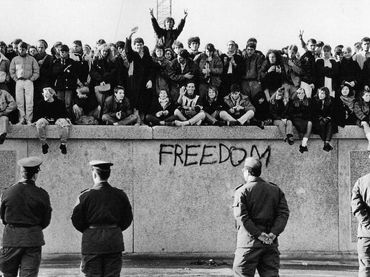 Play! The Berlin Wall crumbles