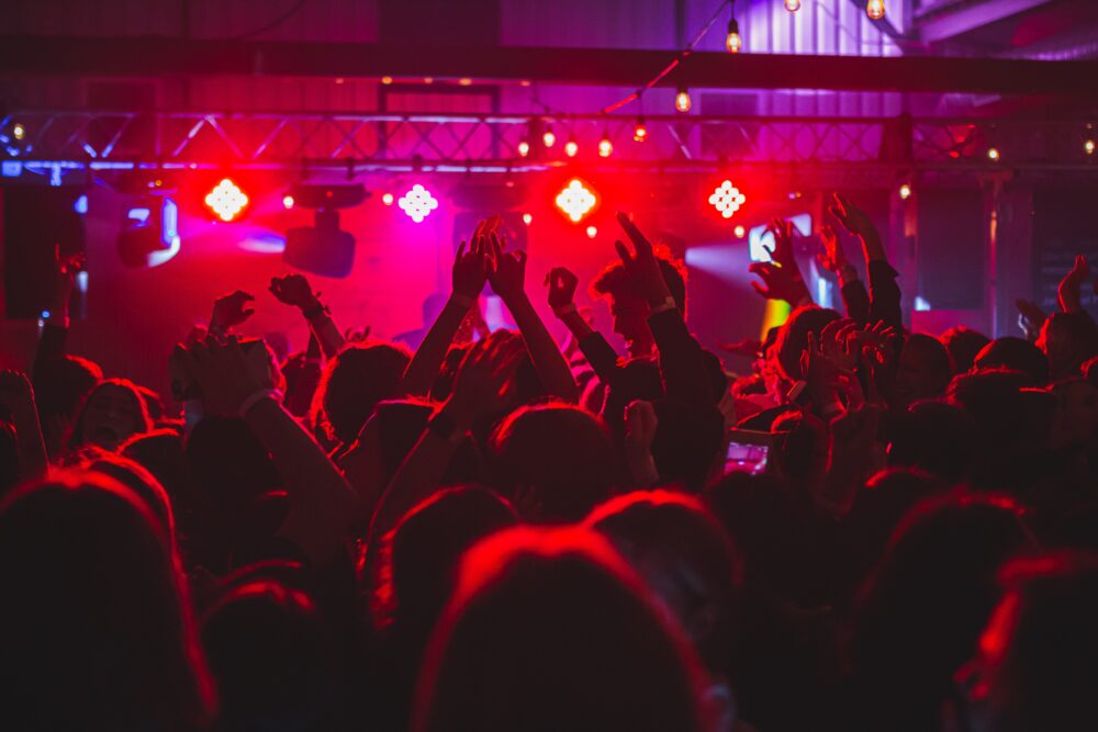 <strong>Irland kickt die Sperrstunde für Clubs. Verändert das auch die irische Musik?</strong>